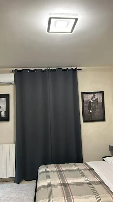 Central Station Studio Flat Milan Italy